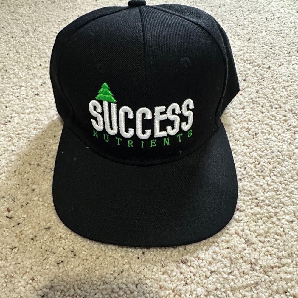 Success Nutrients 420 ball cap
